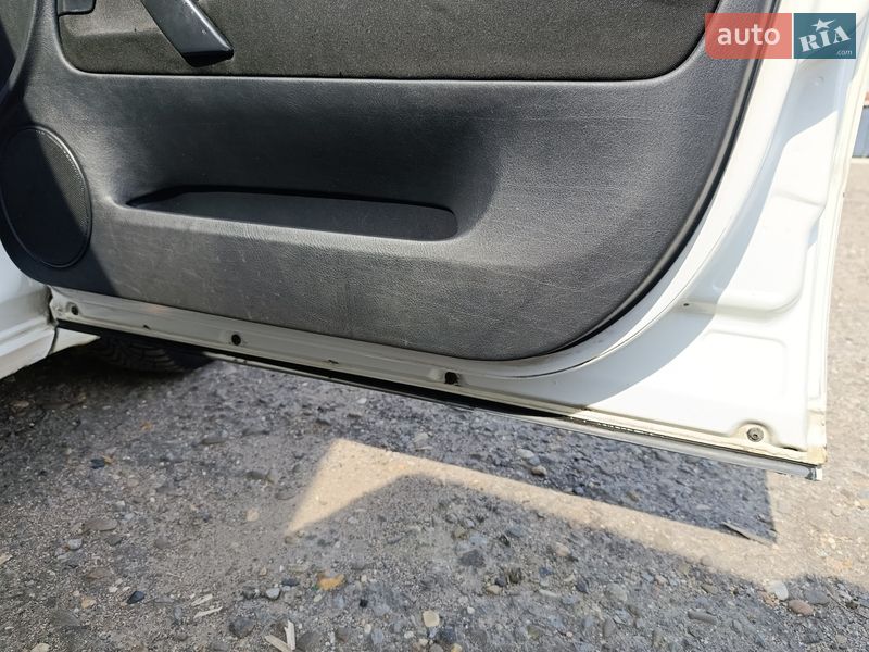 Лифтбек Skoda Superb 2006 в Ужгороде