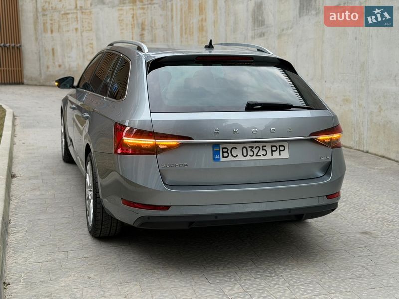 Универсал Skoda Superb 2020 в Львове