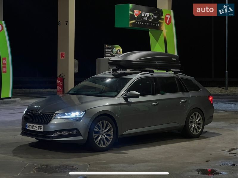 Универсал Skoda Superb 2020 в Львове