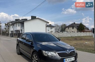Ліфтбек Skoda Superb 2014 в Рівному