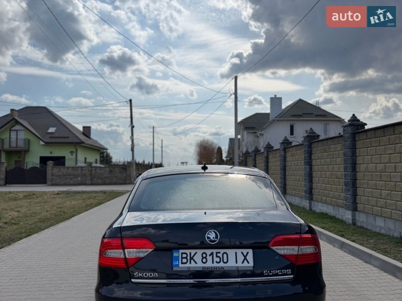 Лифтбек Skoda Superb 2014 в Ровно