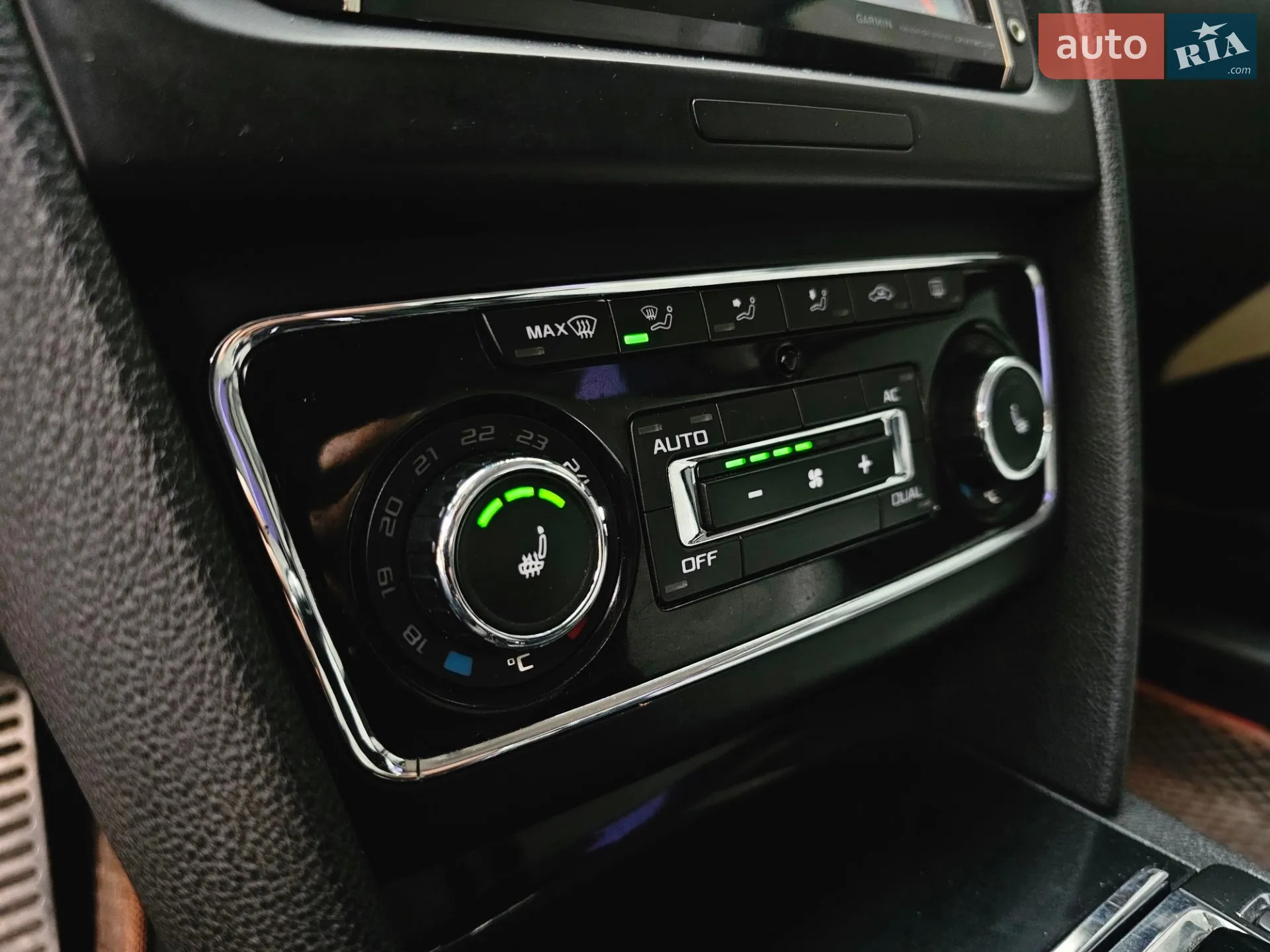2010 Skoda Superb - мініатюра 24