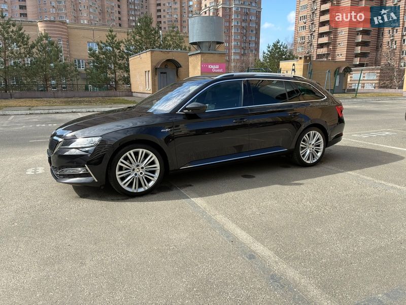 Универсал Skoda Superb 2022 в Киеве