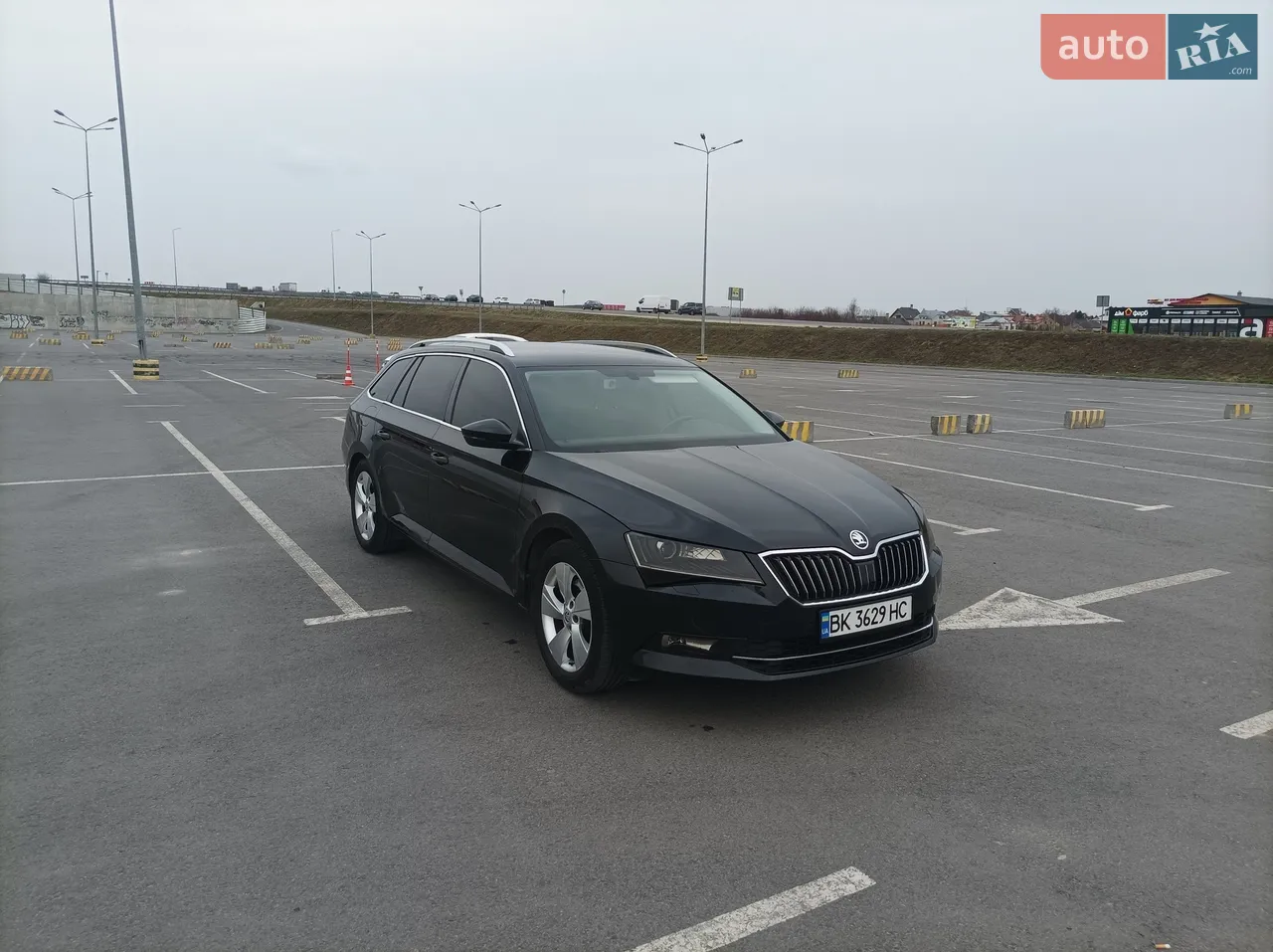 2015 Skoda Superb - мініатюра 23