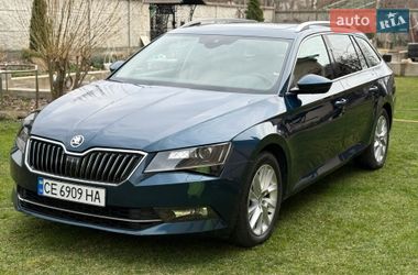 Універсал Skoda Superb 2016 в Чернівцях