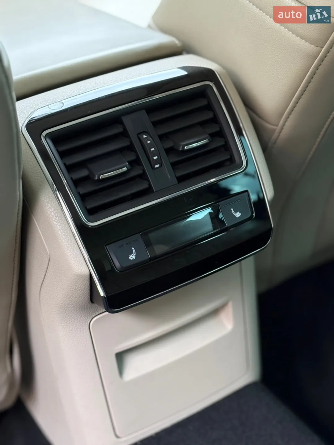 2016 Skoda Superb - мініатюра 23