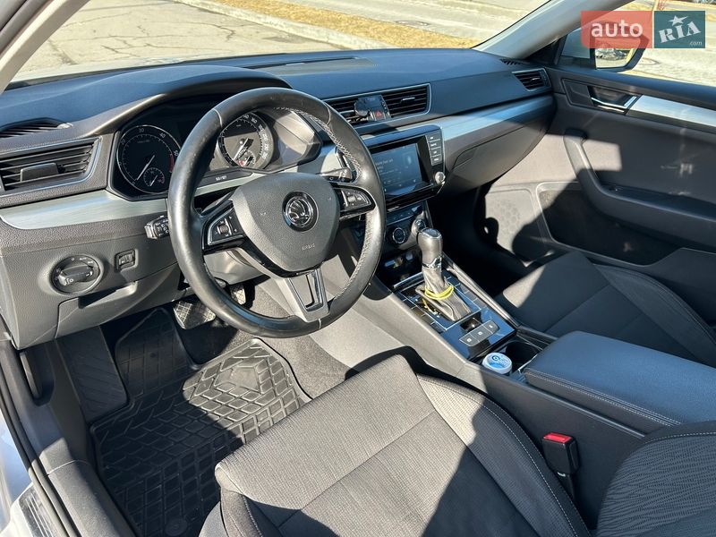 Универсал Skoda Superb 2015 в Львове фото 12 Универсал Skoda Superb 2015 в Львове