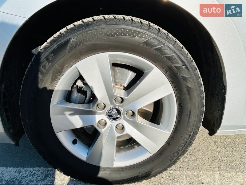 Универсал Skoda Superb 2015 в Львове фото 25 Универсал Skoda Superb 2015 в Львове