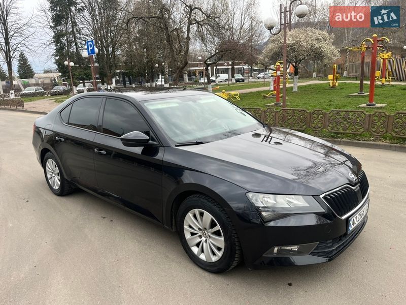 Ліфтбек Skoda Superb 2017 в Тячеві