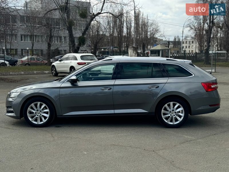 Универсал Skoda Superb 2022 в Киеве