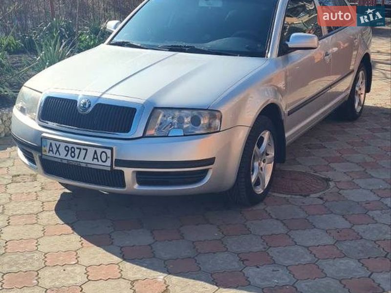 Лифтбек Skoda Superb 2005 в Одессе фото 2 Лифтбек Skoda Superb 2005 в Одессе