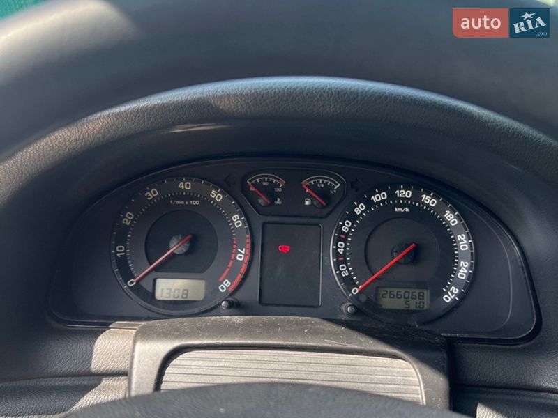 Лифтбек Skoda Superb 2006 в Ивано-Франковске фото 10 Лифтбек Skoda Superb 2006 в Ивано-Франковске