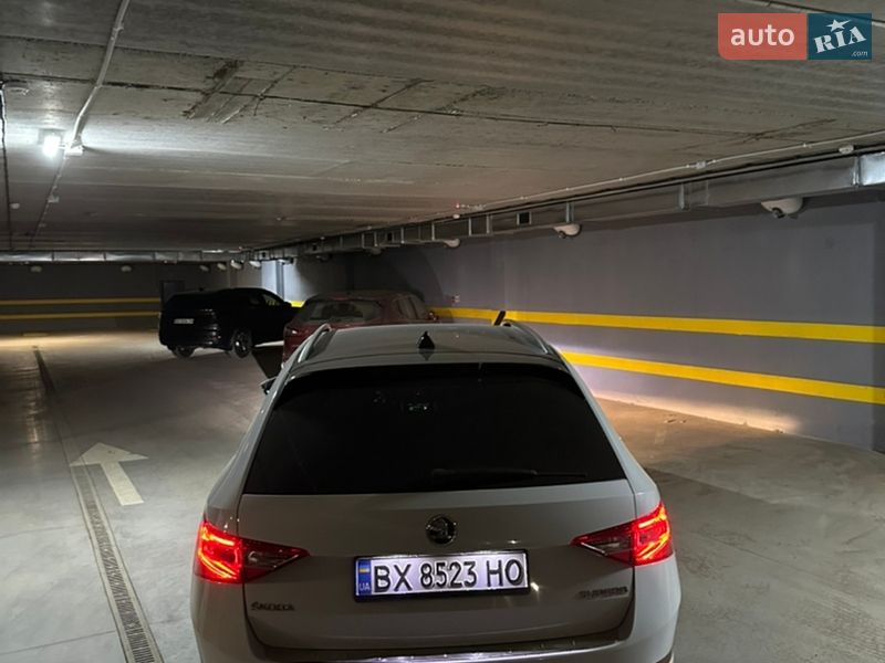 Универсал Skoda Superb 2015 в Хмельницком