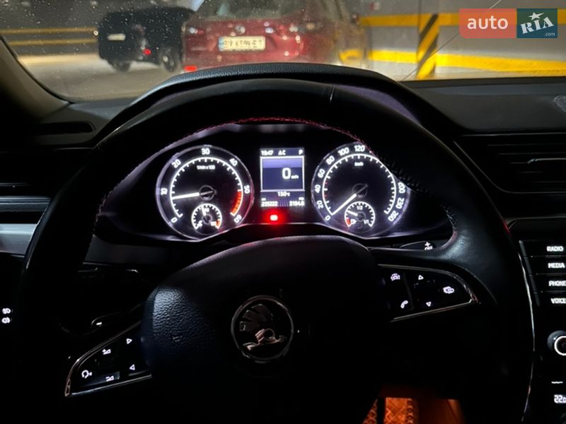 Универсал Skoda Superb 2015 в Хмельницком