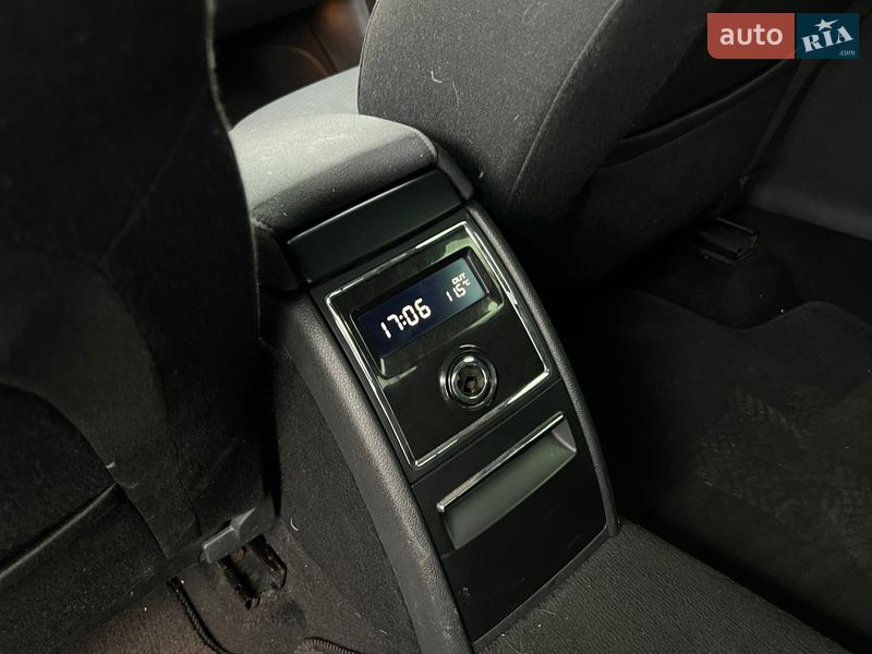 Лифтбек Skoda Superb 2013 в Шептицькому