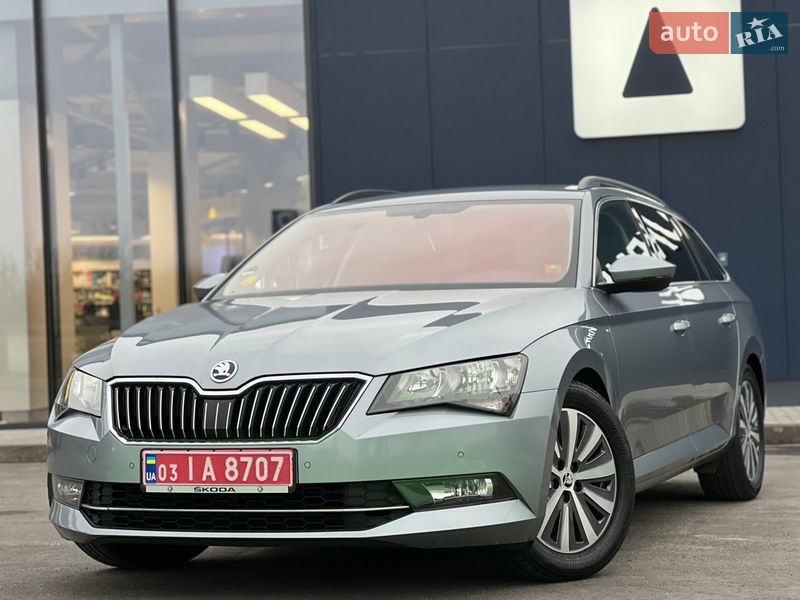 Универсал Skoda Superb 2017 в Ровно