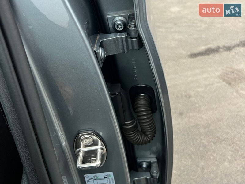 Универсал Skoda Superb 2017 в Ровно