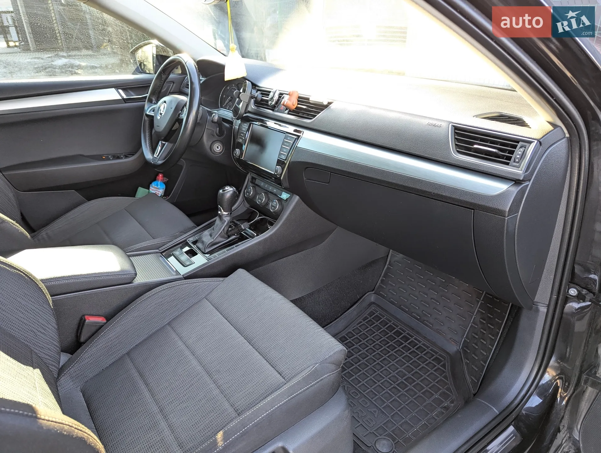 2016 Skoda Superb - мініатюра 8