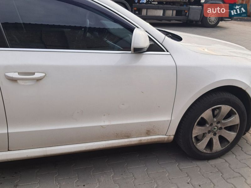 Ліфтбек Skoda Superb 2011 в Києві