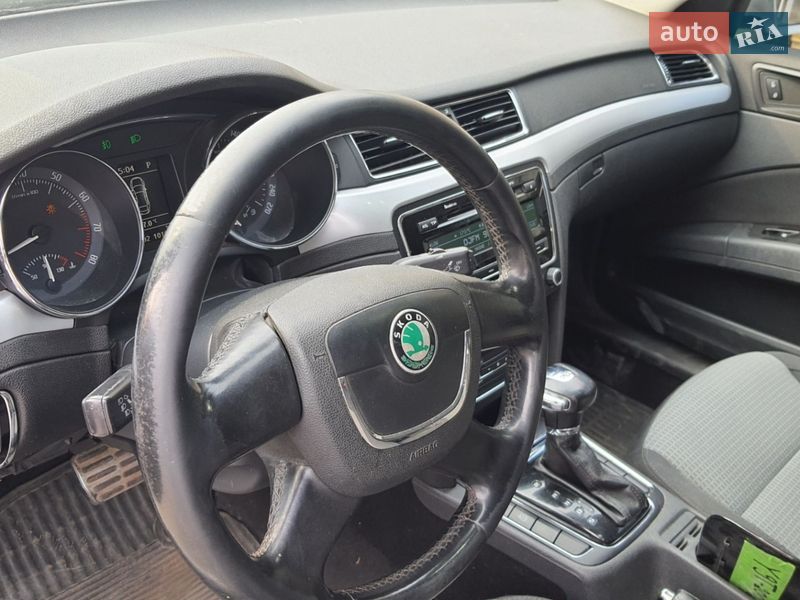 Ліфтбек Skoda Superb 2011 в Києві