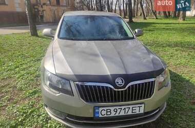 Универсал Skoda Superb 2014 в Чернигове