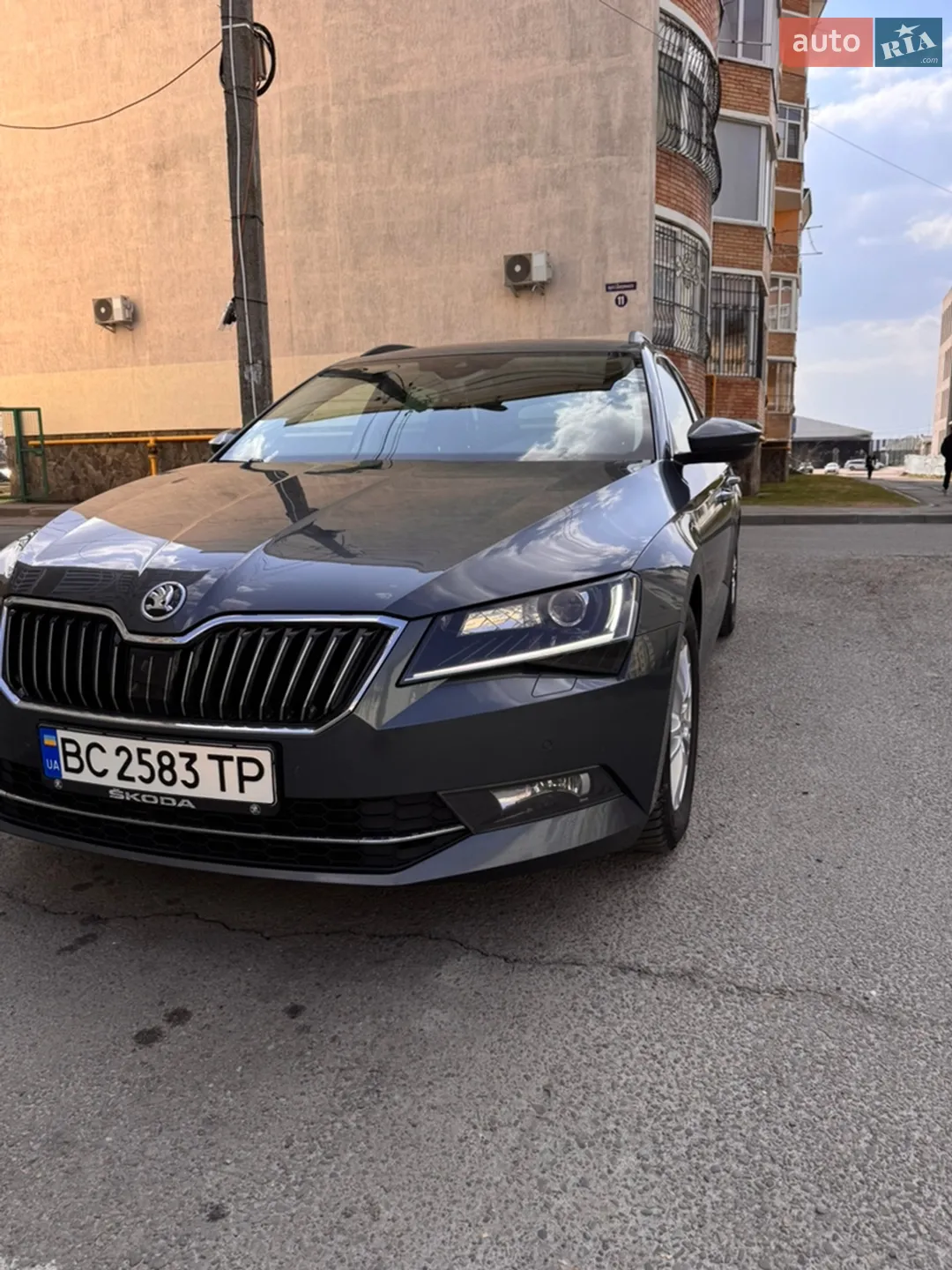 2019 Skoda Superb - мініатюра 5