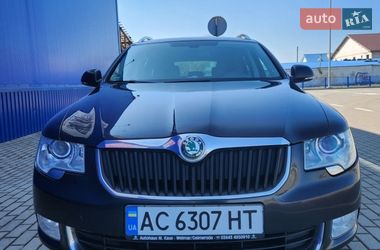 Универсал Skoda Superb 2012 в Нововолынске