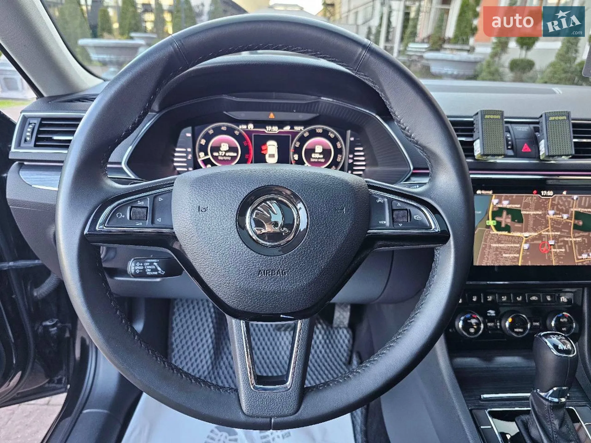 2019 Skoda Superb - мініатюра 24