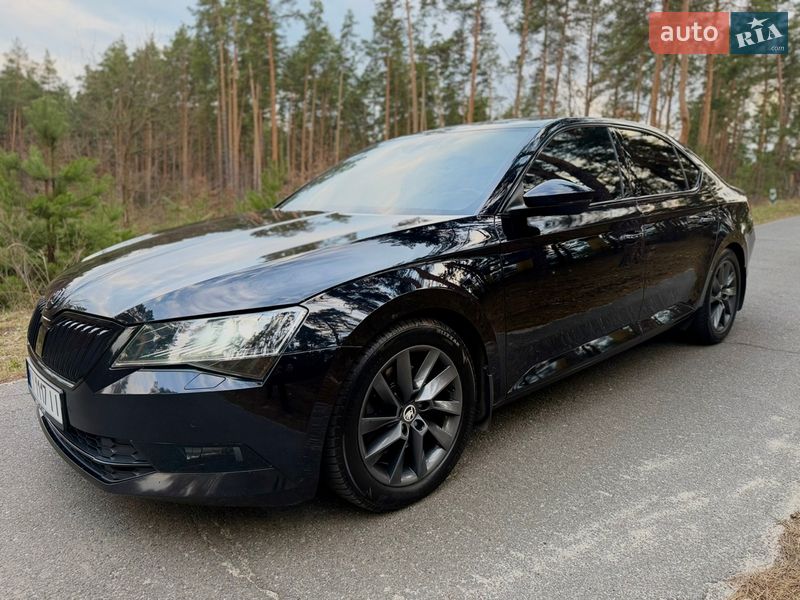 Лифтбек Skoda Superb 2019 в Киеве фото 17 Лифтбек Skoda Superb 2019 в Киеве