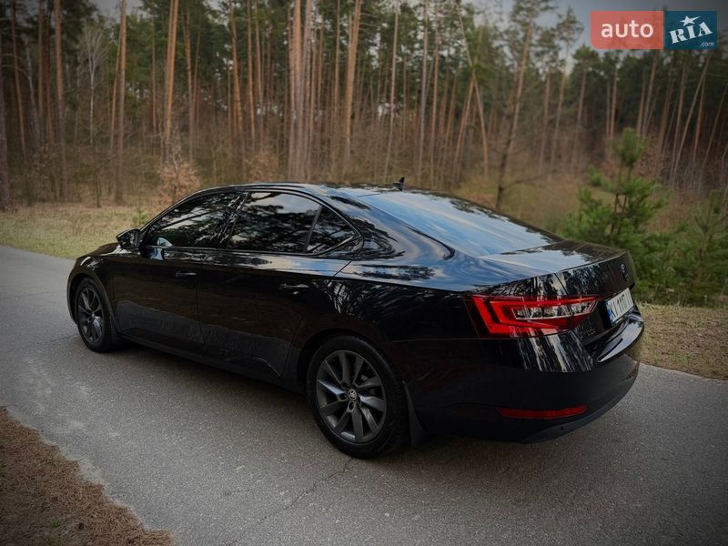 Лифтбек Skoda Superb 2019 в Киеве фото 56 Лифтбек Skoda Superb 2019 в Киеве