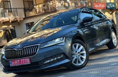 Лифтбек Skoda Superb 2021 в Трускавце