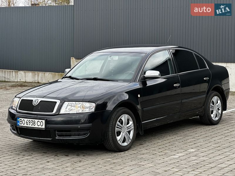 Skoda Superb 2005