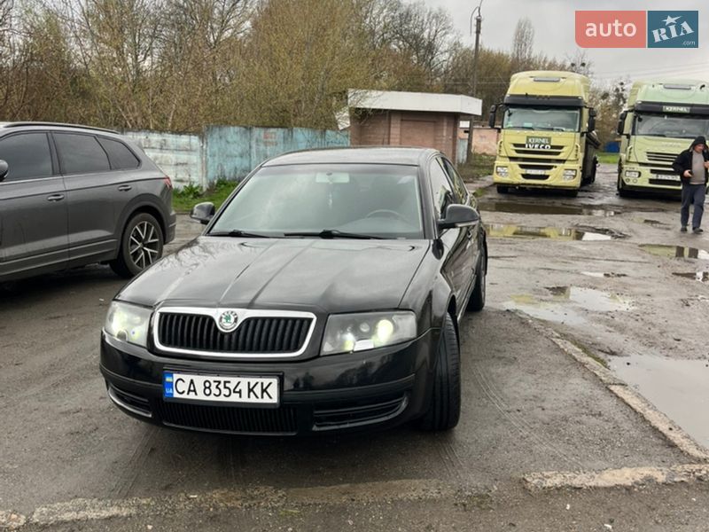 Лифтбек Skoda Superb 2006 в Смеле