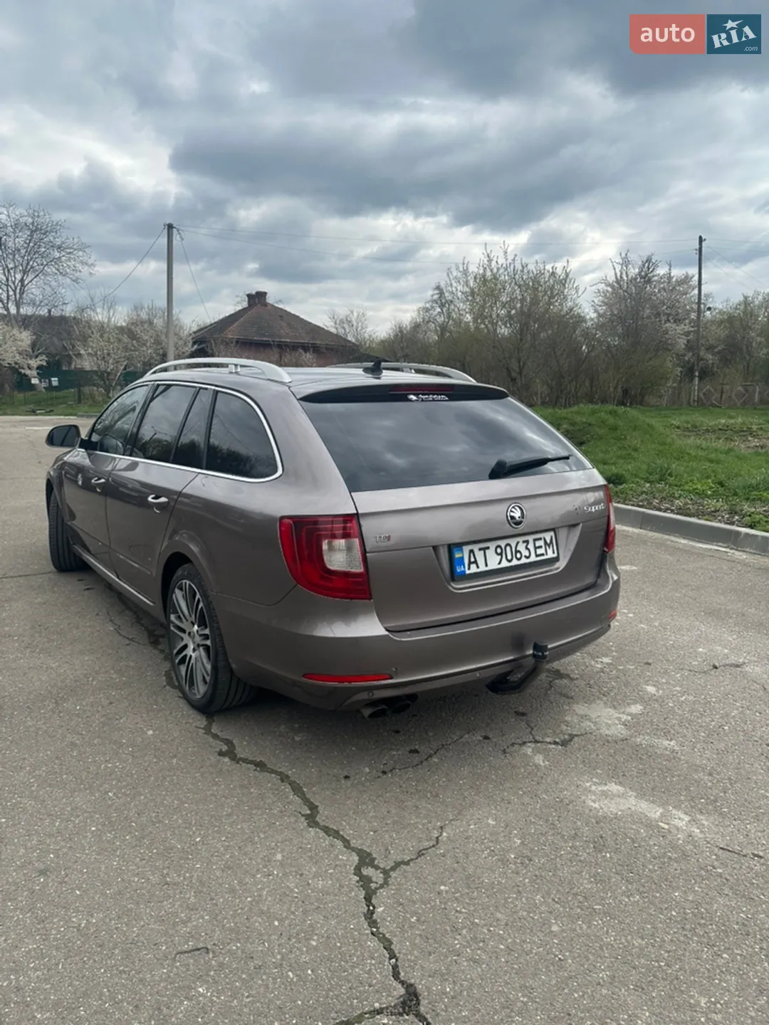 2010 Skoda Superb - мініатюра 15