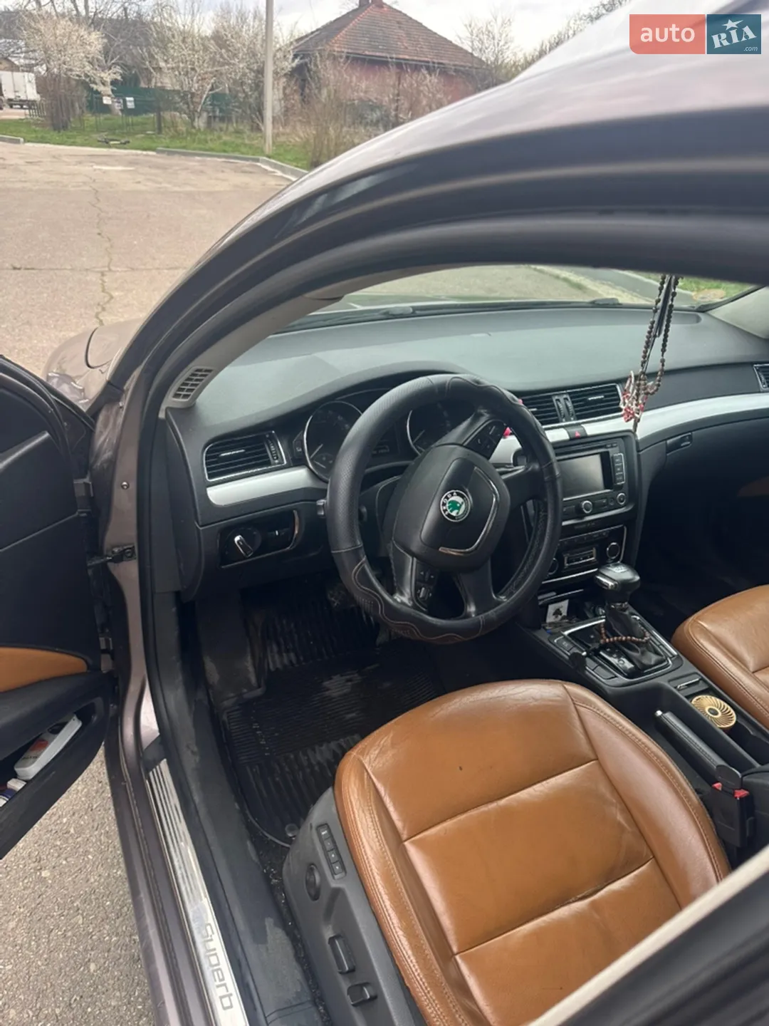 2010 Skoda Superb - мініатюра 14