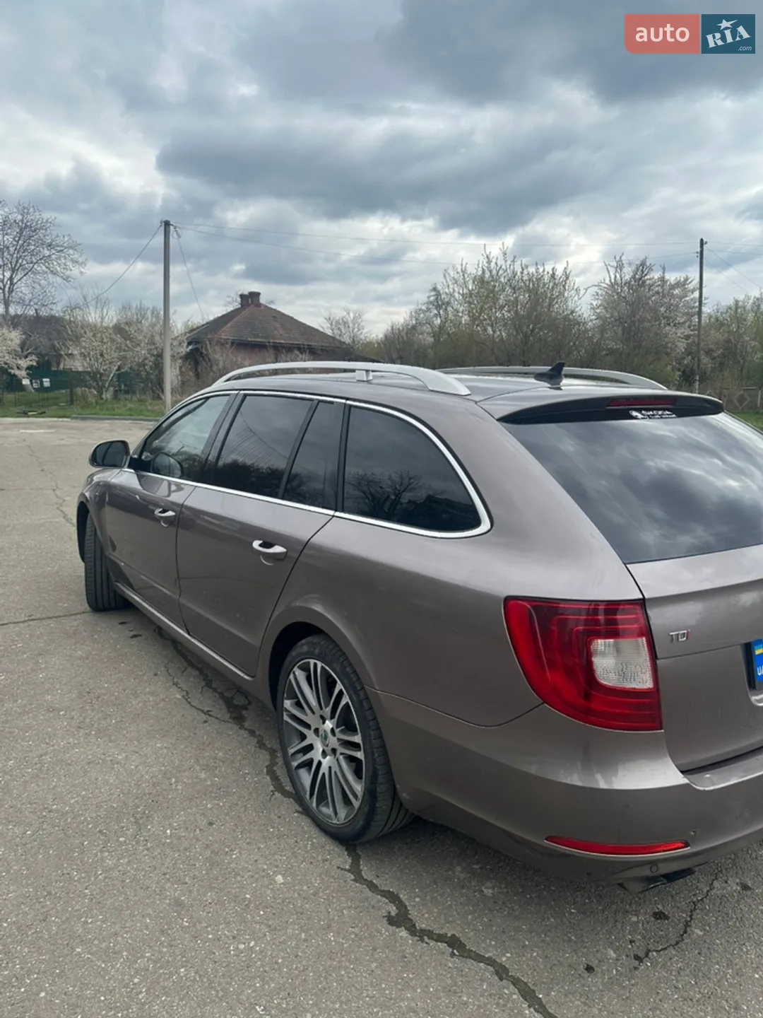2010 Skoda Superb - мініатюра 13