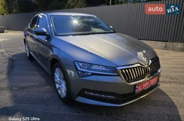 Лифтбек Skoda Superb 2022 в Ужгороде