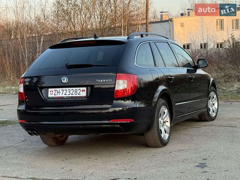 Універсал Skoda Superb 2012 в Львові фото 9 Універсал Skoda Superb 2012 в Львові