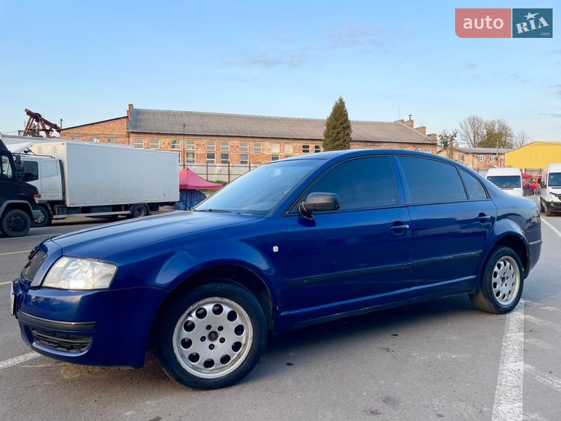 Лифтбек Skoda Superb 2003 в Черновцах фото 3 Лифтбек Skoda Superb 2003 в Черновцах