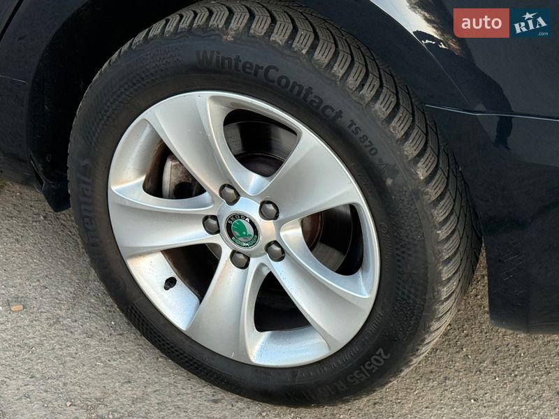 Універсал Skoda Superb 2012 в Львові фото 62 Універсал Skoda Superb 2012 в Львові