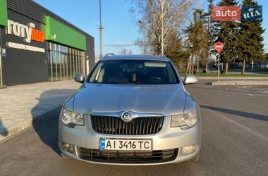 Універсал Skoda Superb 2010 в Лозовій