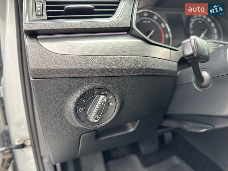 Ліфтбек Skoda Superb 2017 в Харкові фото 51 Ліфтбек Skoda Superb 2017 в Харкові