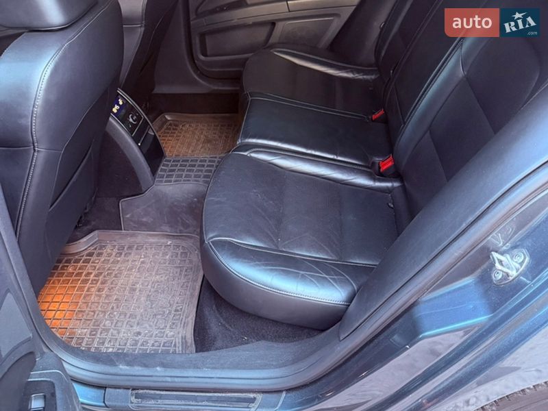 Универсал Skoda Superb 2014 в Киеве