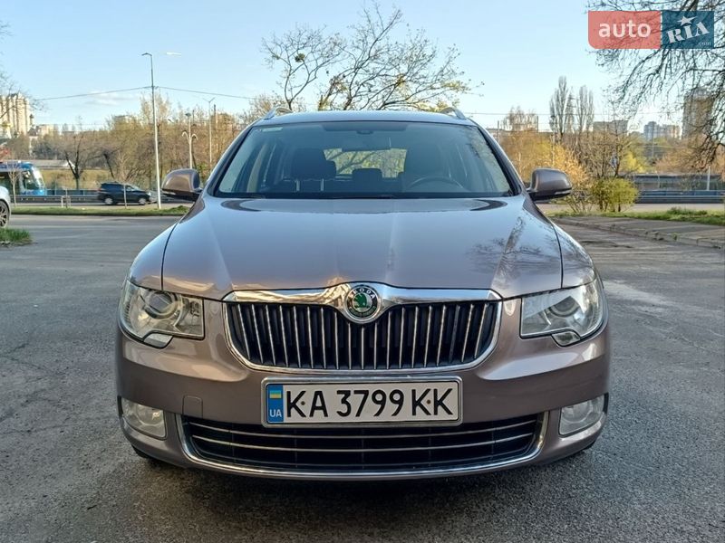 Універсал Skoda Superb 2012 в Києві фото 2 Універсал Skoda Superb 2012 в Києві