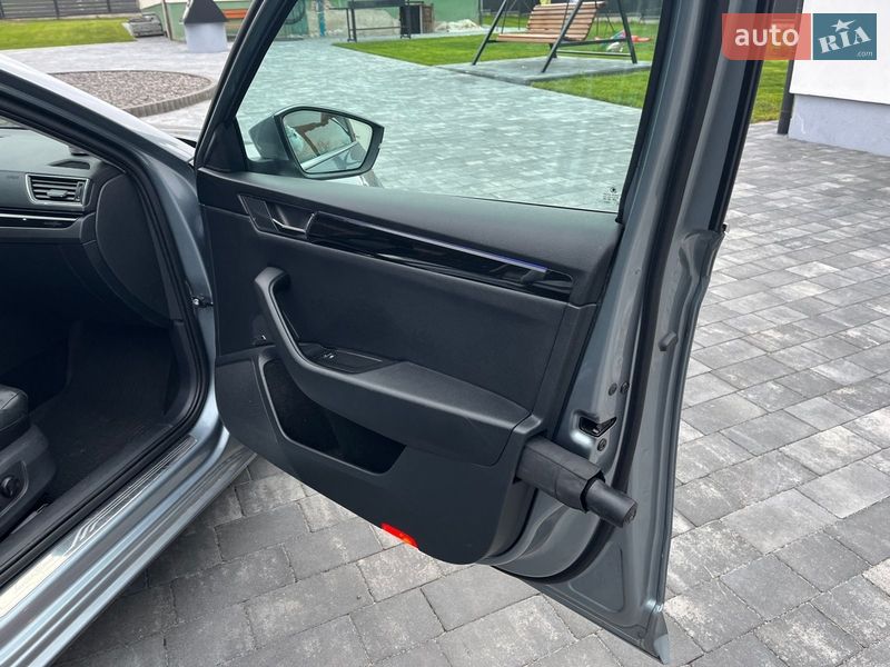 Універсал Skoda Superb 2017 в Мостиській фото 17 Універсал Skoda Superb 2017 в Мостиській