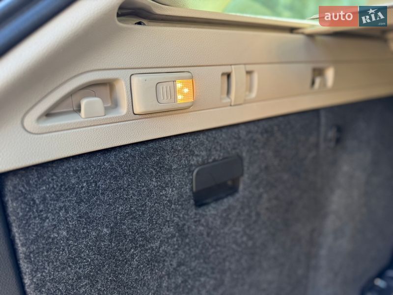 Універсал Skoda Superb 2014 в Києві фото 59 Універсал Skoda Superb 2014 в Києві