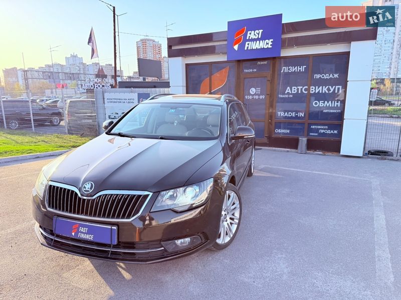 Универсал Skoda Superb 2013 в Киеве