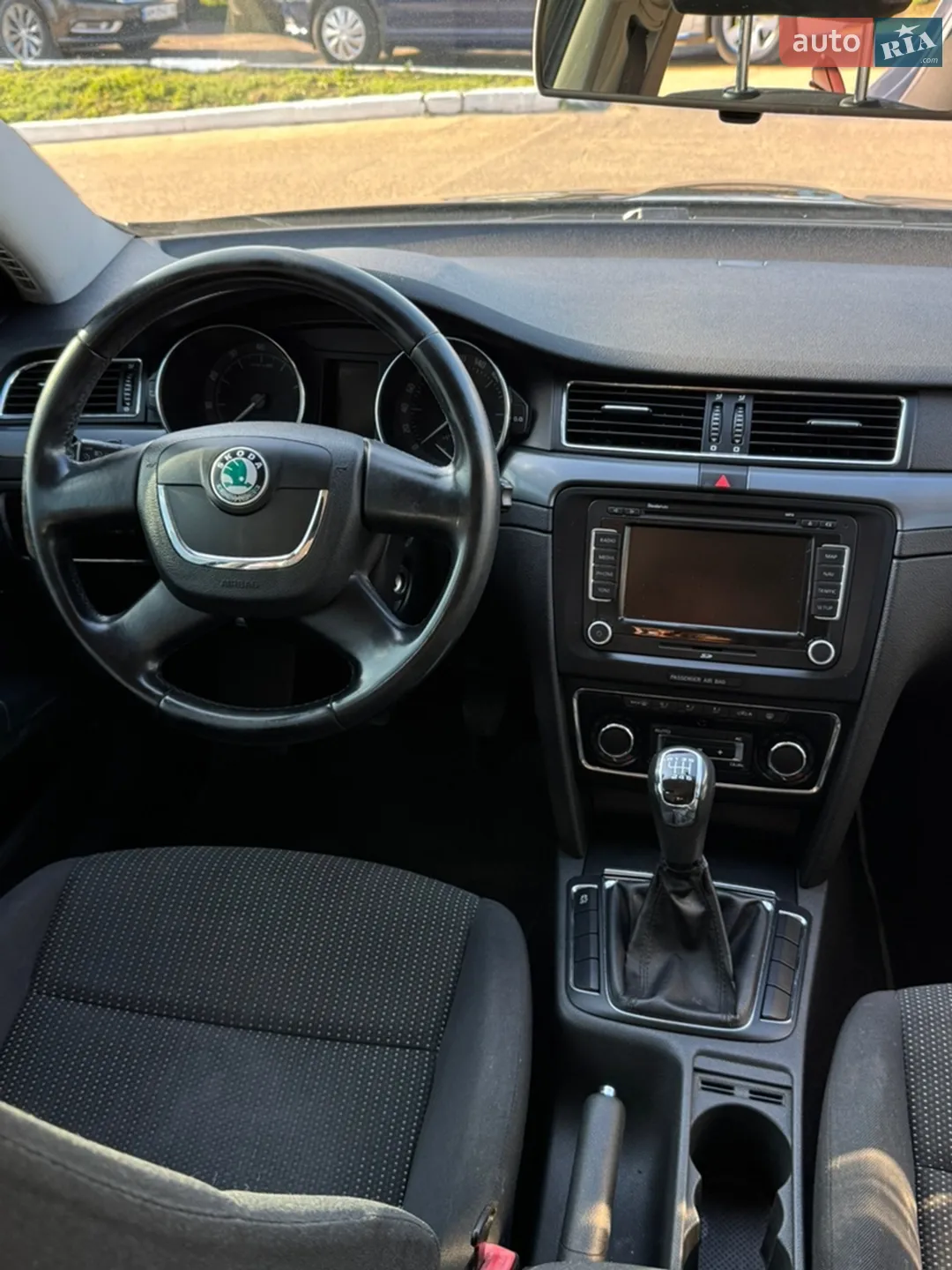 2010 Skoda Superb - мініатюра 9