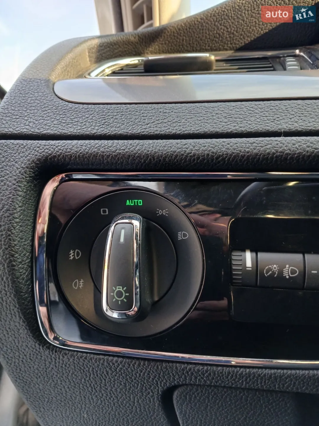 2015 Skoda Superb - мініатюра 40