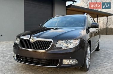 Универсал Skoda Superb 2011 в Коломые